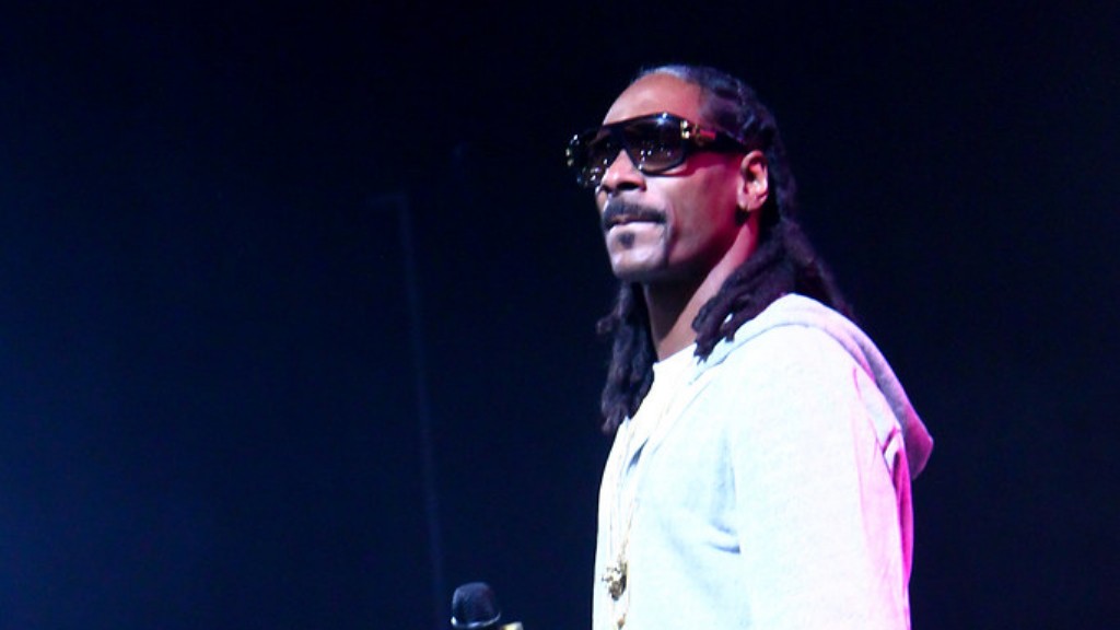 Este Snoop Dogg în schimbul de zi